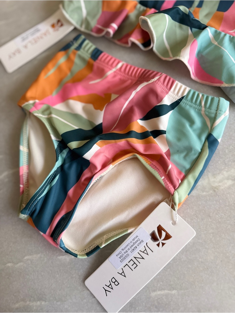 Janela Bay Girls' Two-Piece Ruffle Swimsuit - Multi-Color Abstract - Size 2/3 - Picture 2 of 4